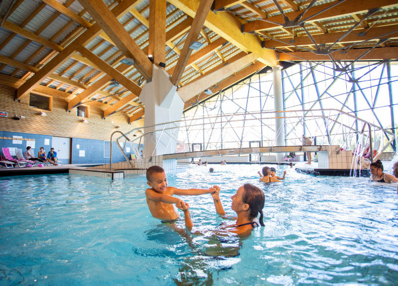 Swimming pool / Wellness (spa)