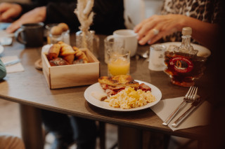 Petit-déjeuner inclus