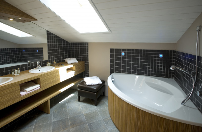 salle-de-bains-hotel-le-calgary-les-saisies salle-de-bains-hotel-le-calgary-les-saisies