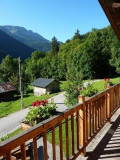Vue sur la Montagne d'Outray depuis le balcon