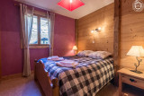 chambre 1 
lit 140x190 et fait à votre arrivée
Linge de toilette