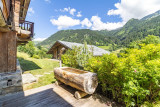 vue de la terrasse de la piscine