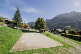 terrain de boules en contrebas du chalet (base de loisirs)