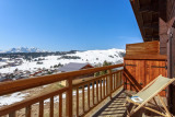 Balcon-terrasse face Sud (soleil toute la journée) vue panoramique sur la station et le Beaufortain