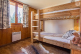 Chalet Les Carons, 6
Chambre 2 lits superposés de 200x90 et bons matelas + placard