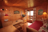 _lv_images__lot_0001070020_07_19625095