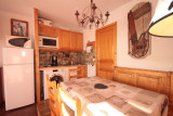 _lv_images__lot_0001370110_09_20111187