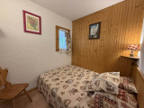 _lv_images__lot_0001450205_02_18989335