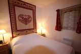 _lv_images__lot_0001570007_02_20101234