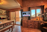 _lv_images__lot_0100000024_05_19090589