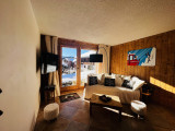 _lv_images__lot_0100000198_01_18647647