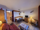 _lv_images__lot_0100000221_01_20103081