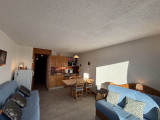 _lv_images__lot_0100000256_01_19010185