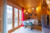 Photo 0