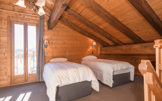 Room 434526-1003709 Room 434526-1003709