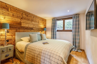 _lv_images___lot_0000000828_05_12422362 _lv_images___lot_0000000828_05_12422362