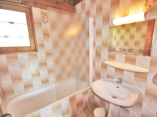 _lv_images___lot_0000000887_04_11976495 _lv_images___lot_0000000887_04_11976495