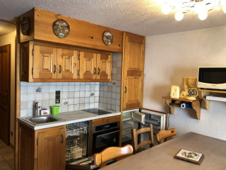 _lv_images___lot_0000000992_04_12235750 _lv_images___lot_0000000992_04_12235750