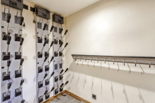 _lv_images__lot_0000000830_12_12981133 _lv_images__lot_0000000830_12_12981133