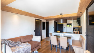 _lv_images__lot_0000000867_07_17156020 _lv_images__lot_0000000867_07_17156020