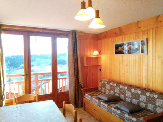 _lv_images__lot_0000000894_03_17155503 _lv_images__lot_0000000894_03_17155503