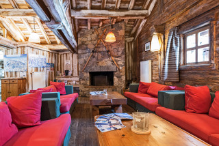 saisiellapo06-13562067