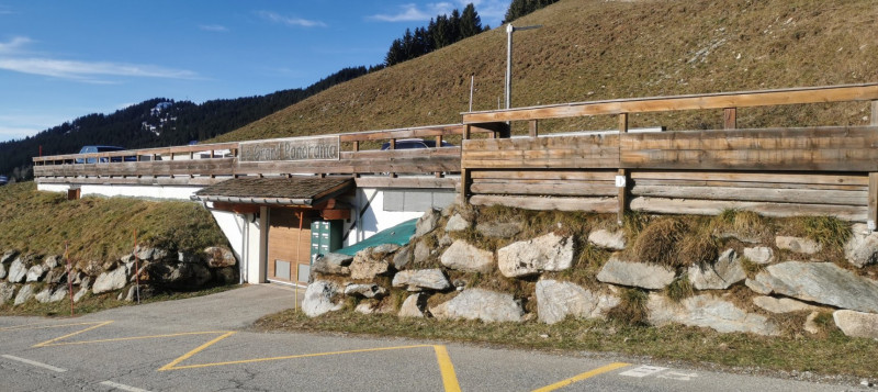 GARAGE