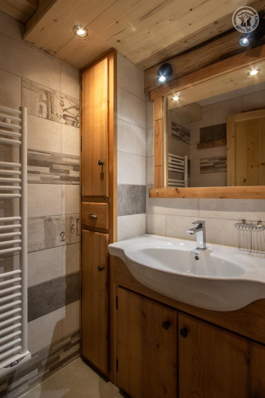 73G132336 - GITE DES FONDS - HAUTELUCE-LES-SAISIES