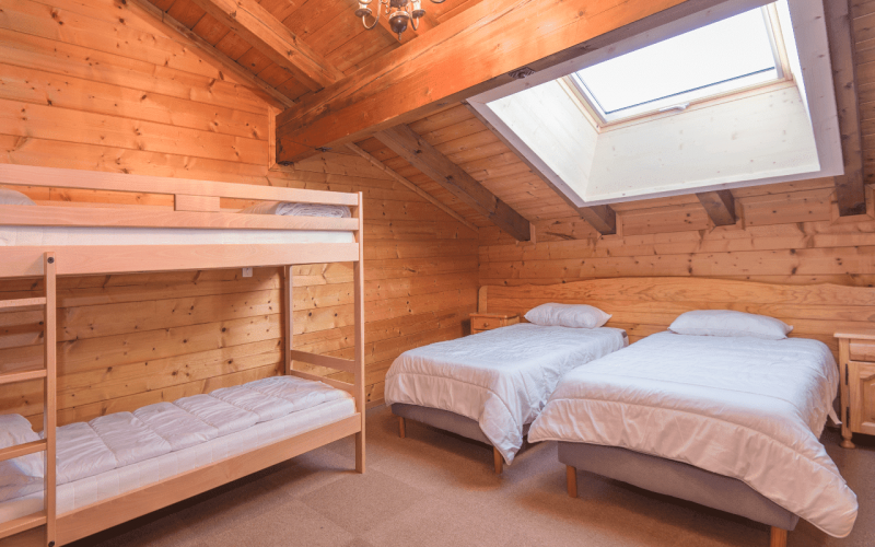 Room 434525-1003708 Room 434525-1003708