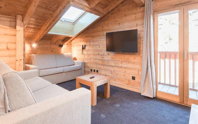 Room 434528-1003713 Room 434528-1003713