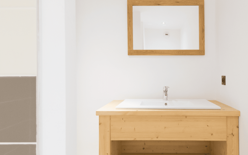 Room 434520-1003696 Room 434520-1003696