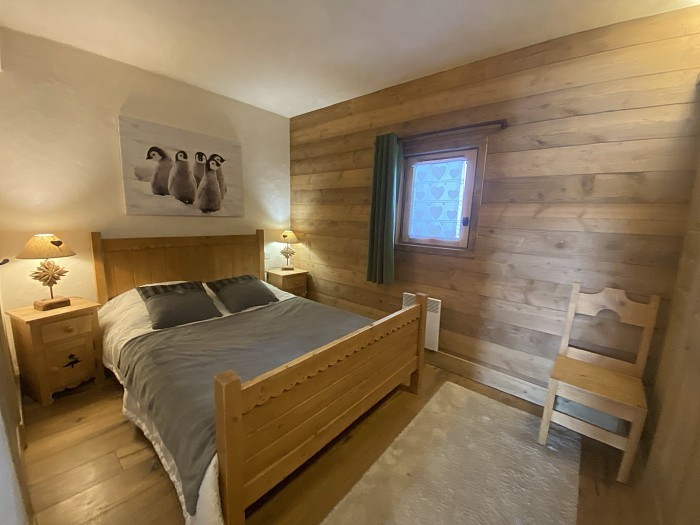 photo_grande_chambre_chalet_les_saisies.jpeg photo_grande_chambre_chalet_les_saisies.jpeg