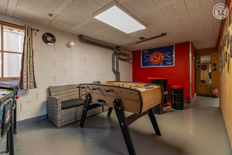 salle de jeux sous sol