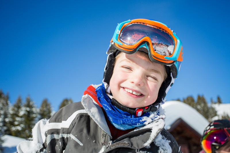 Ski-famille-les-saisies