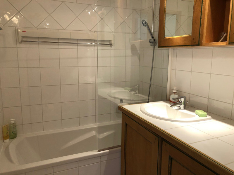 SALLE DE BAINS - © BOCHARD SALLE DE BAINS