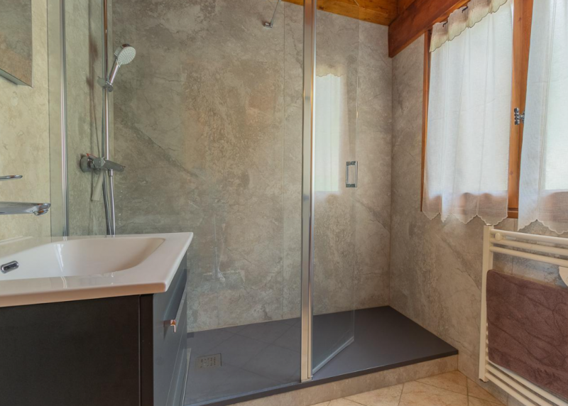 SALLE D'EAU SALLE D'EAU