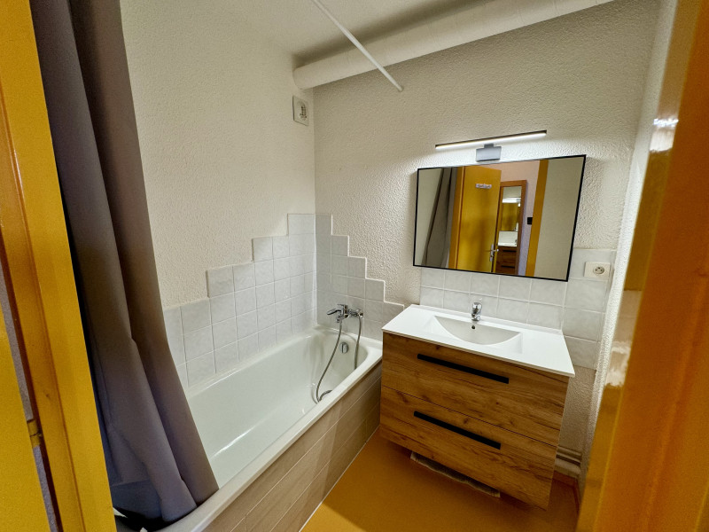 Deux pièces 4/5 personnes (Roc du Vent)_Bisanne 1500