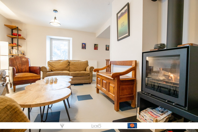 L'ours bleu salon et poêle