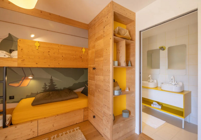 CHAMBRE DORTOIR - © LES GALETAS DU MONT BLANC CHAMBRE DORTOIR