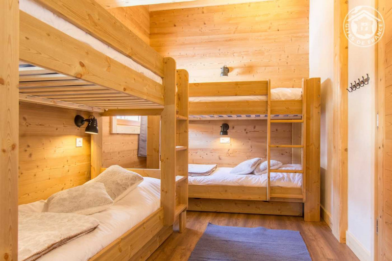 14540767_18827792_jpg.jpg 14540767_18827792_jpg.jpg