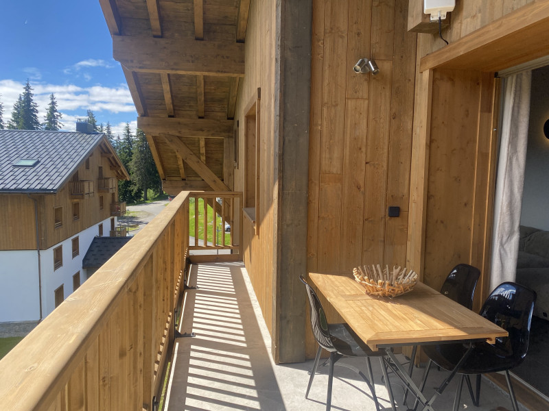 balcon.jpeg balcon.jpeg