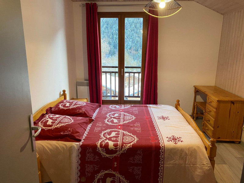 Chambre 1 : lit de 140x190