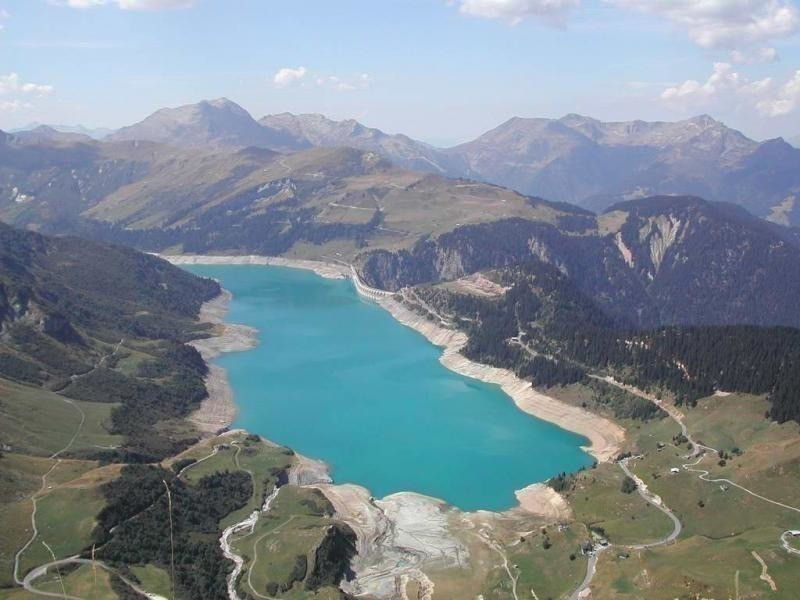 Barrage de Roselend à 15 km du Gîte.