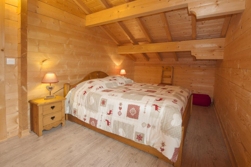 Chambre 2, étage avec balcon exposé sud