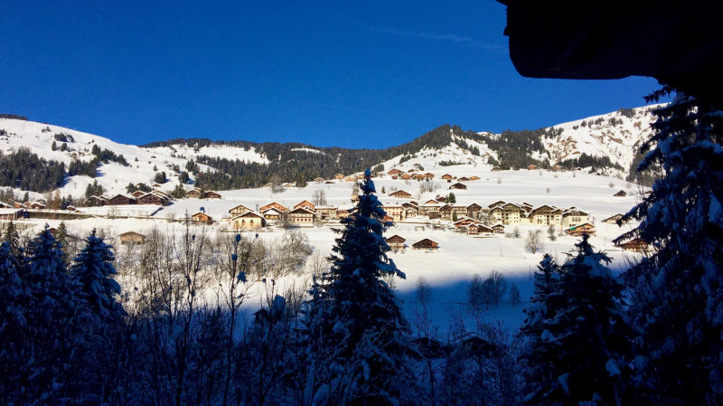 Vue sur Hauteluce depuis le chalet - © Gîtes de France Vue sur Hauteluce depuis le chalet
