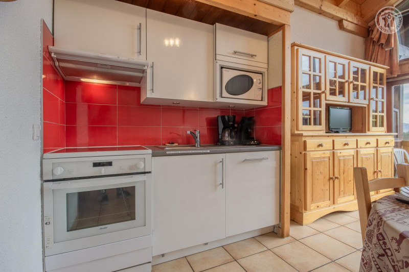 73G132327 - CRYSTAL 4 - HAUTELUCE