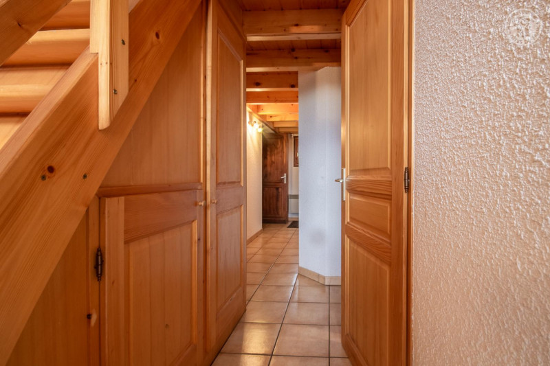 73G132327 - CRYSTAL 4 - HAUTELUCE