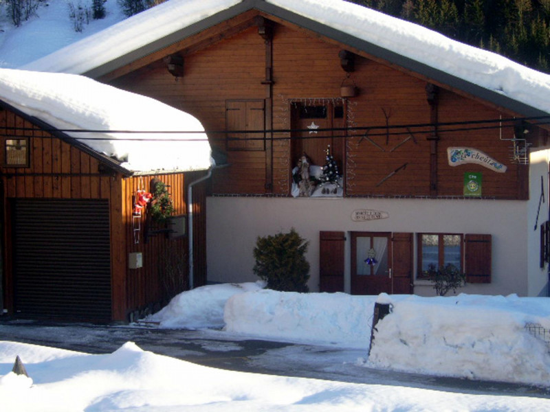 Place de parking devant gîte