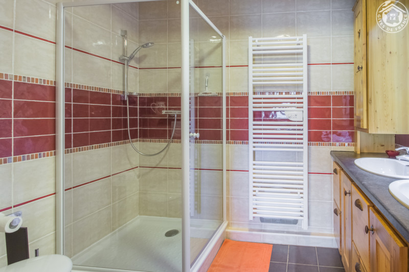 73g132301_jpg.jpg 73g132301_jpg.jpg