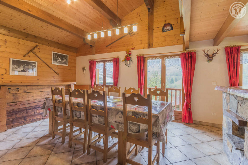 salle à manger - © Gîtes de France salle à manger